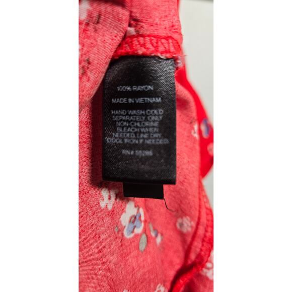 Womens red floral dress from Express. Size x-small - Picture 4 of 15